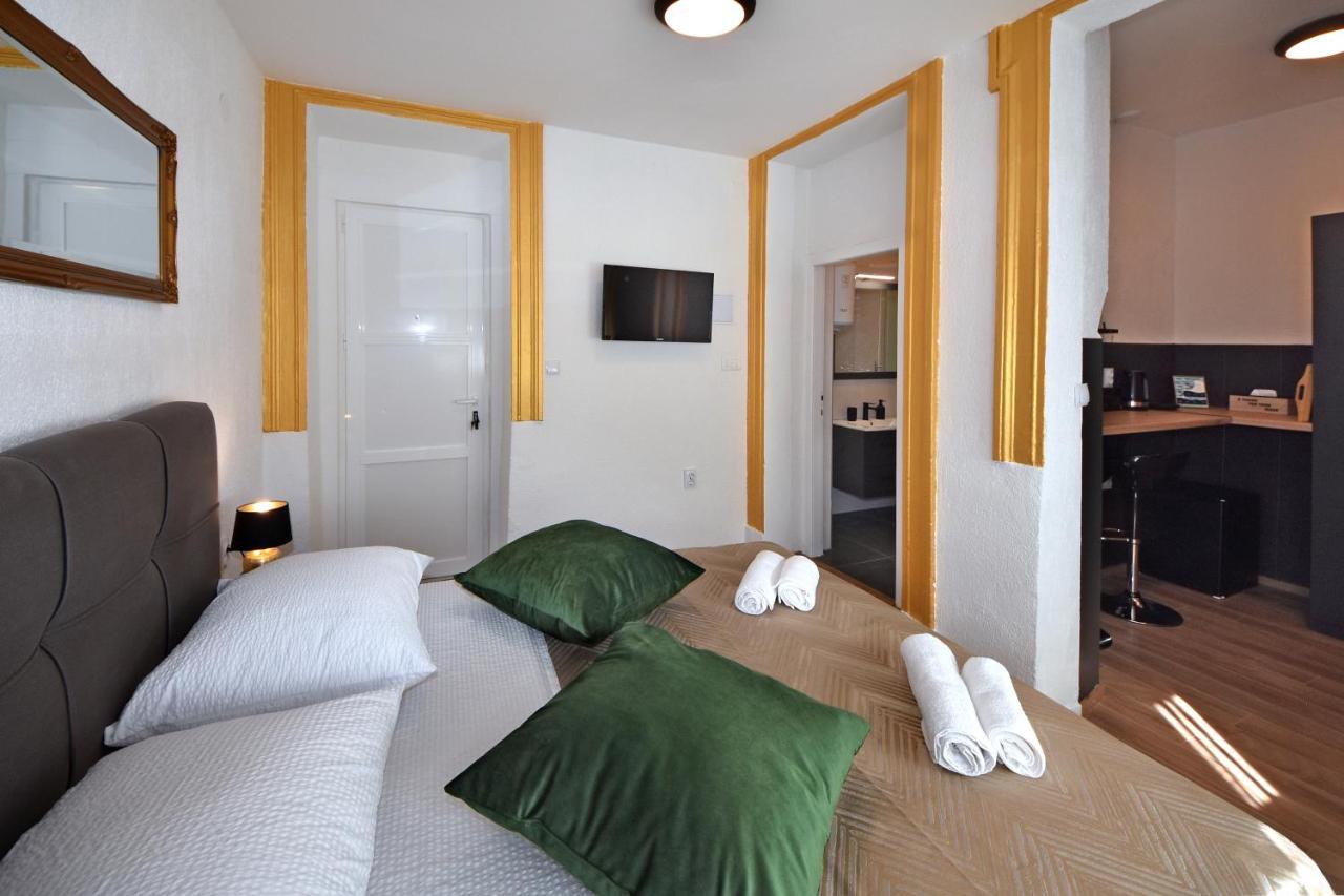 Golden Room زادار المظهر الخارجي الصورة